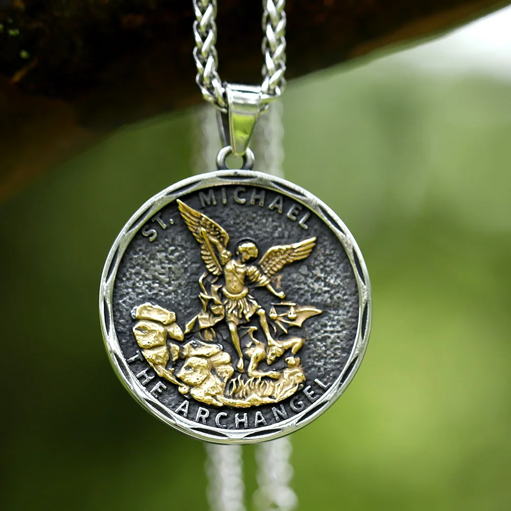 new Men Stainless Steel Archangel St.Michael Guardian Pendant Necklaces Fashion Jewelry Creativity Chains Gifts new Men Stainless Steel Archangel St.Michael Guardian Pendant Necklaces Fashion Jewelry Creativity Chains Gifts