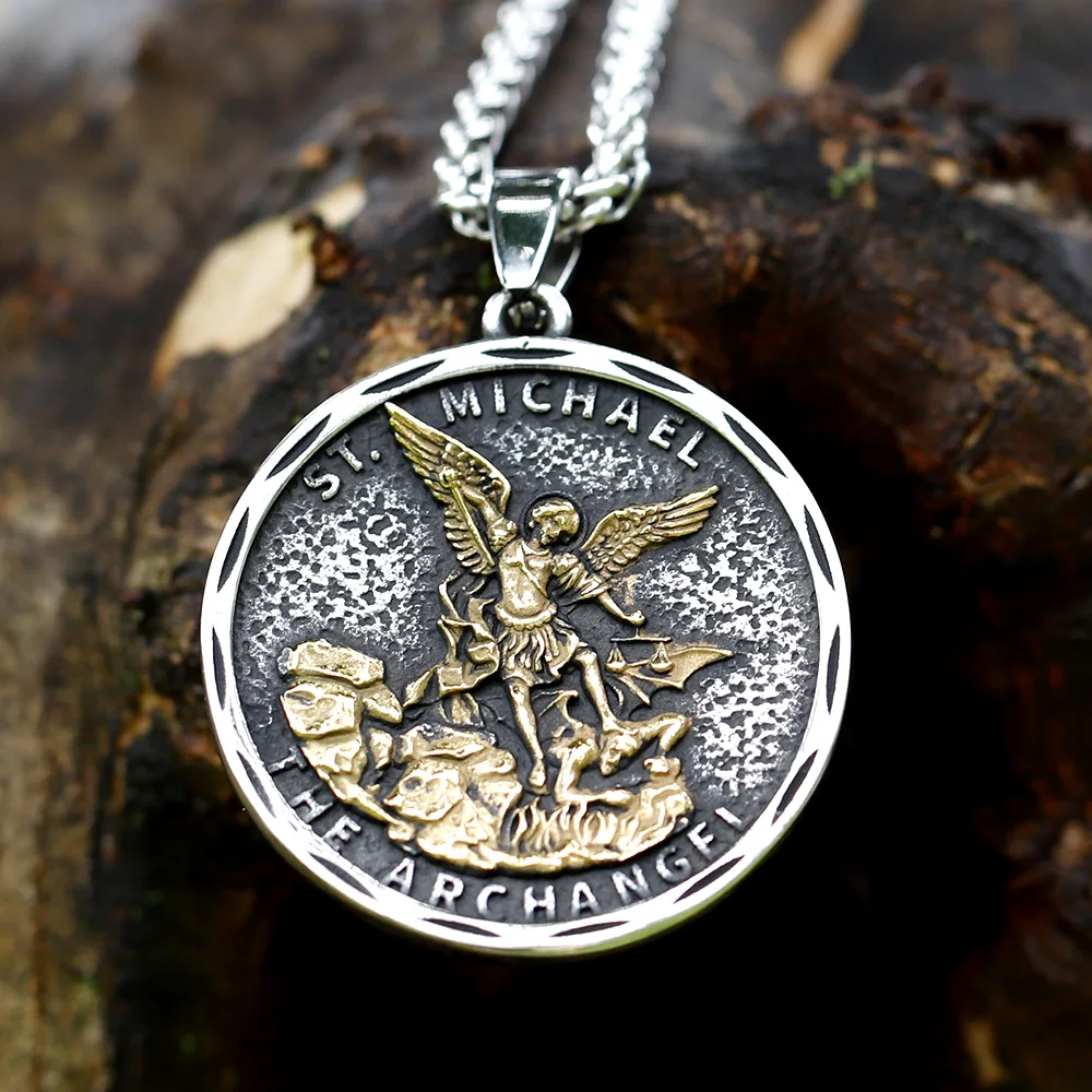 new Men Stainless Steel Archangel St.Michael Guardian Pendant Necklaces Fashion Jewelry Creativity Chains Gifts new Men Stainless Steel Archangel St.Michael Guardian Pendant Necklaces Fashion Jewelry Creativity Chains Gifts