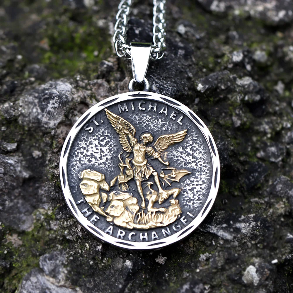 new Men Stainless Steel Archangel St.Michael Guardian Pendant Necklaces Fashion Jewelry Creativity Chains Gifts new Men Stainless Steel Archangel St.Michael Guardian Pendant Necklaces Fashion Jewelry Creativity Chains Gifts